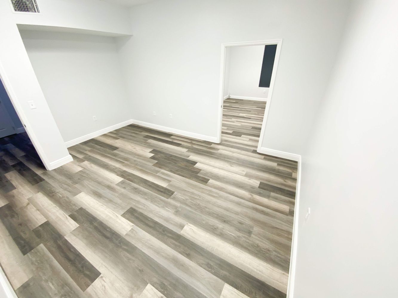 Broadway 103